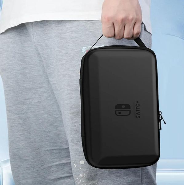 Збільшений захисний кейс Mini Travel для ігрової консолі Nintendo Switch / Nintendo Switch OLED (Full Black) 1253 фото