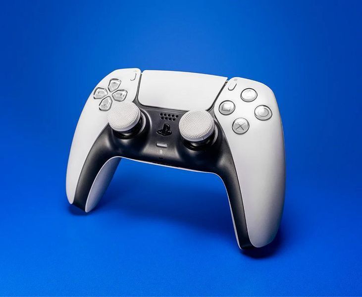 Накладки на стіки KontrolFreek Clutch Edition (White) для геймпаду Sony DualSense PS5 / DualShock PS4 1008 фото